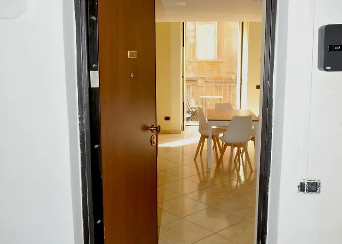 Al Vicoletto 64 * Neapel